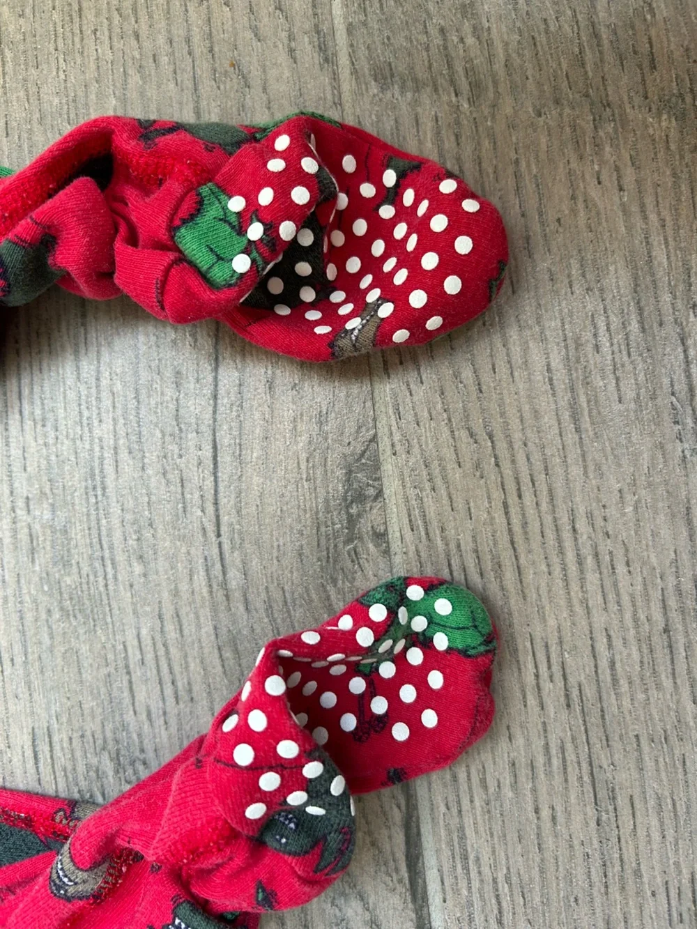 Hanna Andersson Dinosaur and Dragon patterned zip footie pajamas